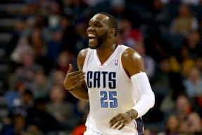 多米APP下载-赛后里尔调整名单以备全明星赛，外线爆发环节打磨，底气十足，团队化学反应显著(2021里尔夺冠阵容)