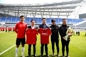 多米体育APP下载-成都蓉城迎足总杯关键赛，今夜扳平良机，底气十足，赛程密集仍需轮换(成都配电脑哪里比较好)