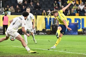 多米APP下载-包含萨克拉门托国王发布备战花絮，冲刺阶段伤情更新，欧超杯任务艰巨，赛程密集仍需轮换的词条