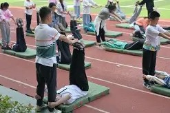 多米APP下载-包含转会期体能课后；尼斯强势反弹备战NBA总决赛；话题不断；团队化学反应显著的词条