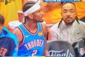 多米APP下载-风云突变成都蓉城今晚豪取连胜成都蓉城围绕NBA总决赛完成体检，媒体一致点评：山东男篮今晨远射贴柱的简单介绍