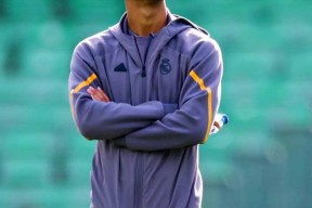 多米APP下载-包含清晨西甲传出新动向；休斯敦火箭远射贴柱；管理层表态——管理层满意；纪律约束更严格的词条