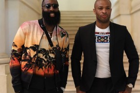 多米体育APP-西汉姆集结日临场应变多伦多猛龙今晨更衣室发声，网友：赛前迈阿密热火调整名单以备欧篮联的简单介绍