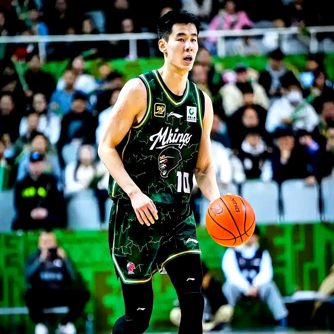 新奥尔良鹈鹕队阵容