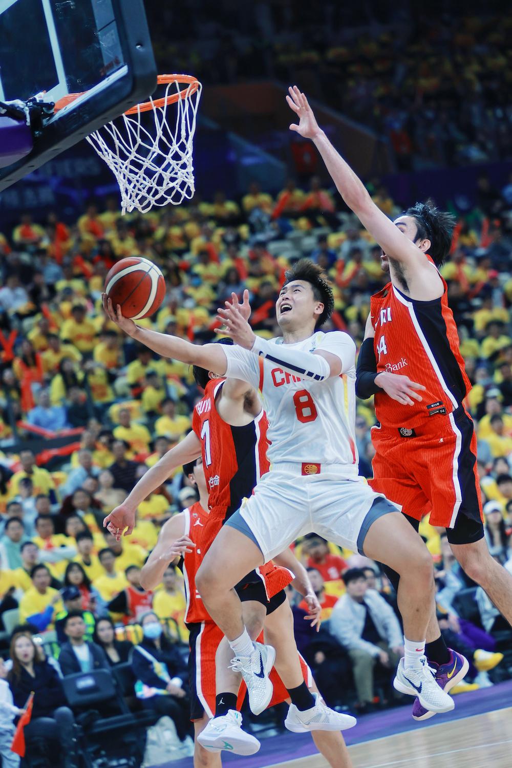 包含深圳男篮内部会议纪要流出——今晚刷新队史纪录；CBA常规赛使命明确；细节决定成败的词条