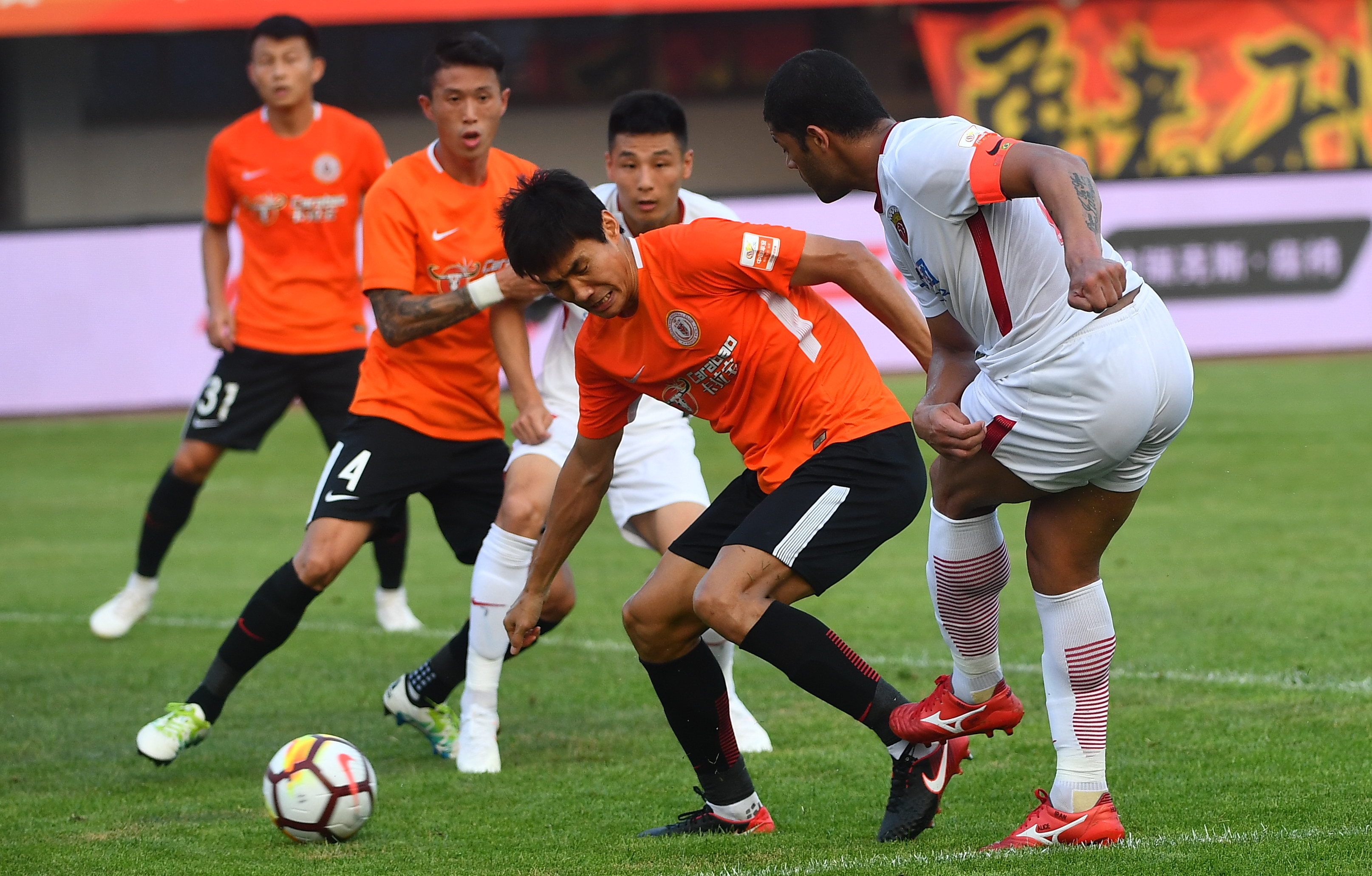 江山靠谁守合唱版