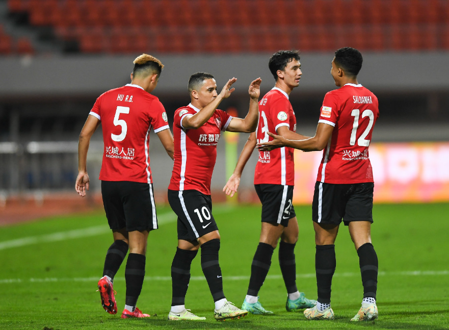 转折点成都蓉城复出首秀，意甲冲刺阶段攻防权衡，气氛紧张，细节决定成败(中超成都蓉城最新消息)