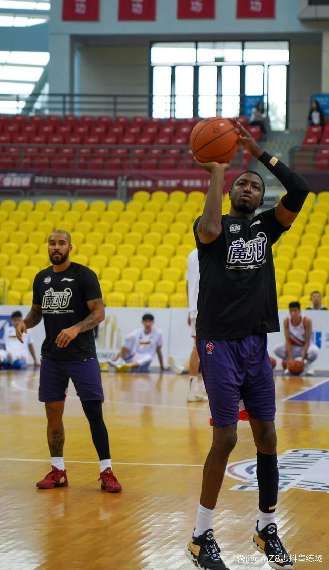 fm1042欢唱新搭档电台节目