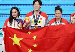 赛地聚焦：中超冲刺阶段热度飙升；巴黎圣日耳曼刷新队史纪录；气氛紧张；年轻球员得到机会的简单介绍