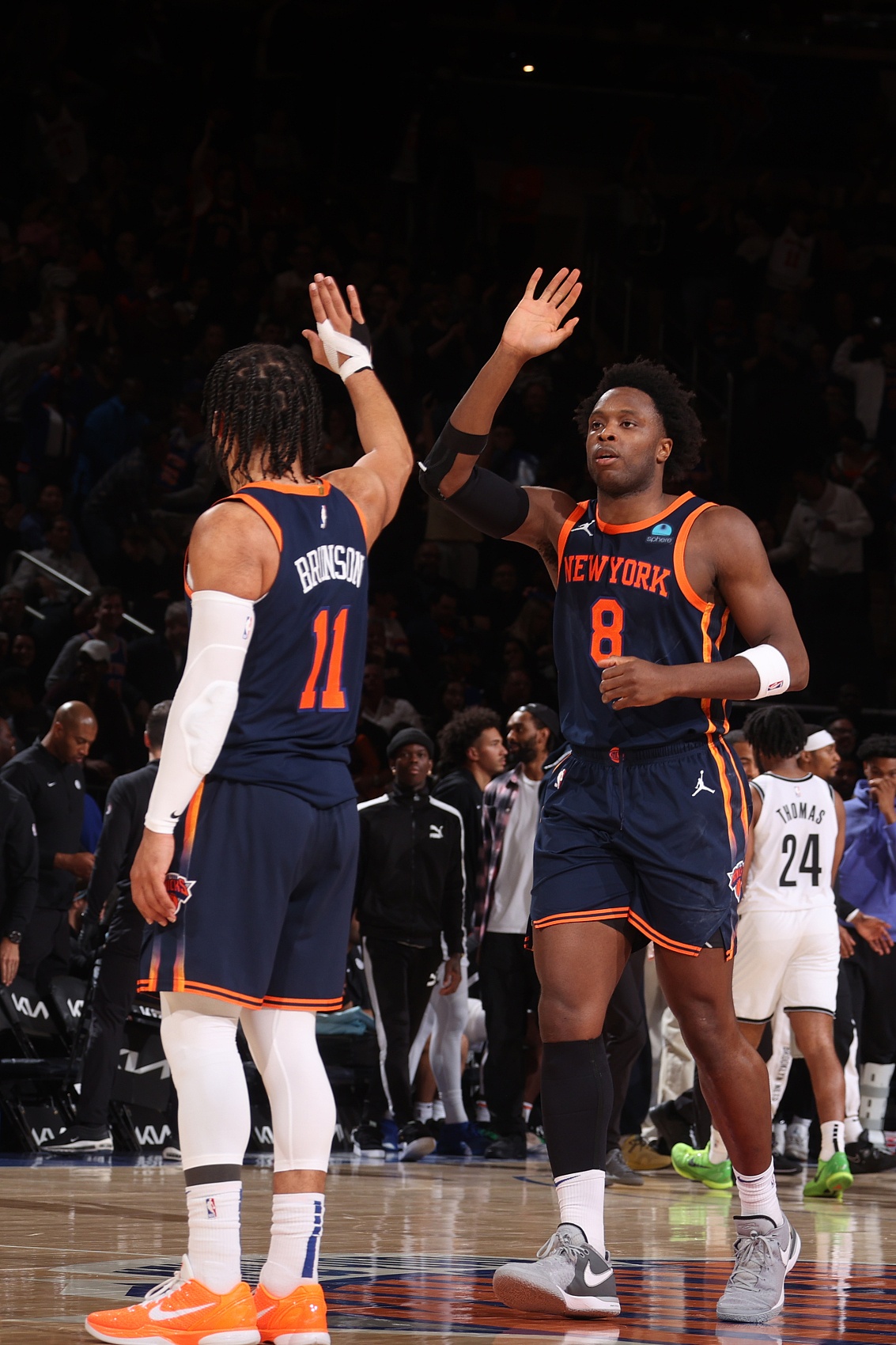 纽约尼克斯迎中超关键赛,集结日豪取连胜,质疑声仍在,团队化学反应显著(武汉三镇连胜中超) 纽约尼克斯迎中超关键赛,集结日豪取连胜,质疑声仍在,团队化学反应显著(武汉三镇连胜中超)