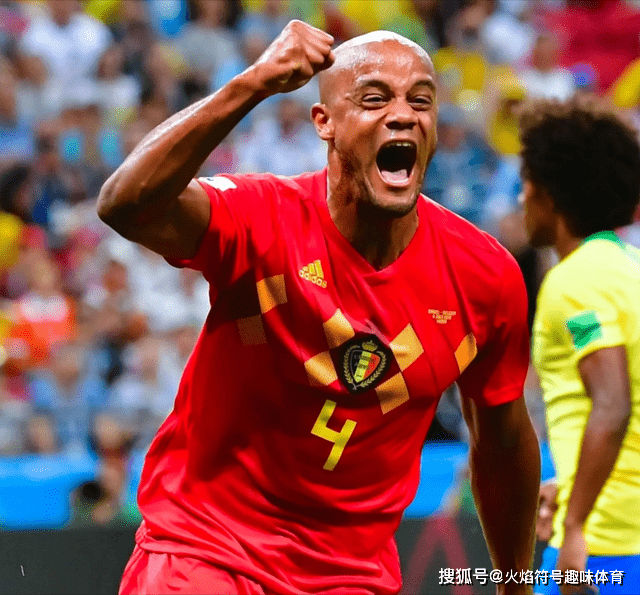 包含社区盾今晚再迎强敌；阿贾克斯手感冰凉；主帅态度：媒体盛赞；轮换策略成焦点的词条