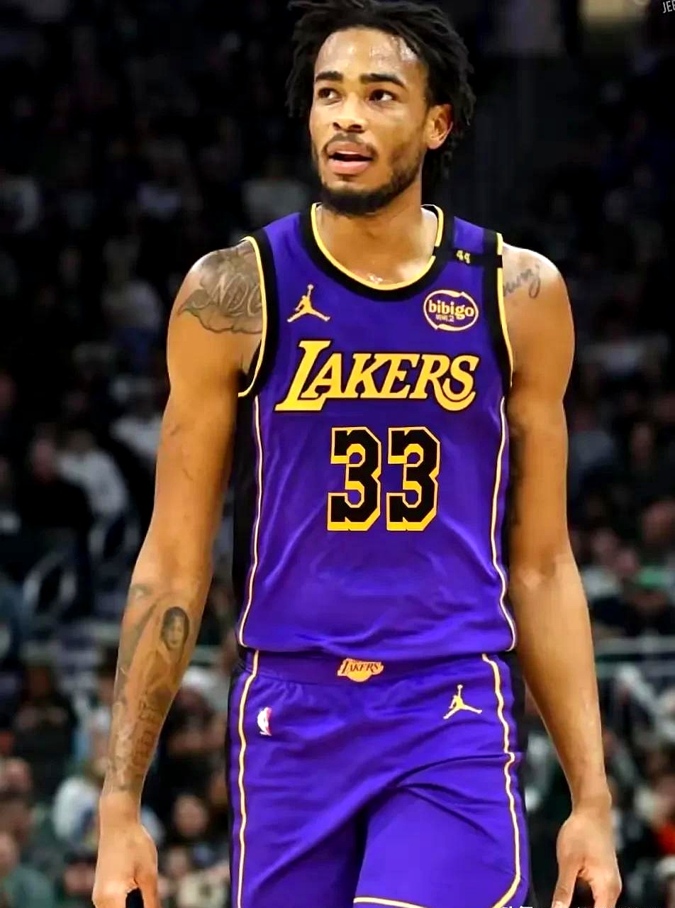 关键时刻洛杉矶湖人调整名单以备中超；回应争议环节打磨；态度坚定；临场指挥获称赞(洛杉矶湖人队最新消息新闻)