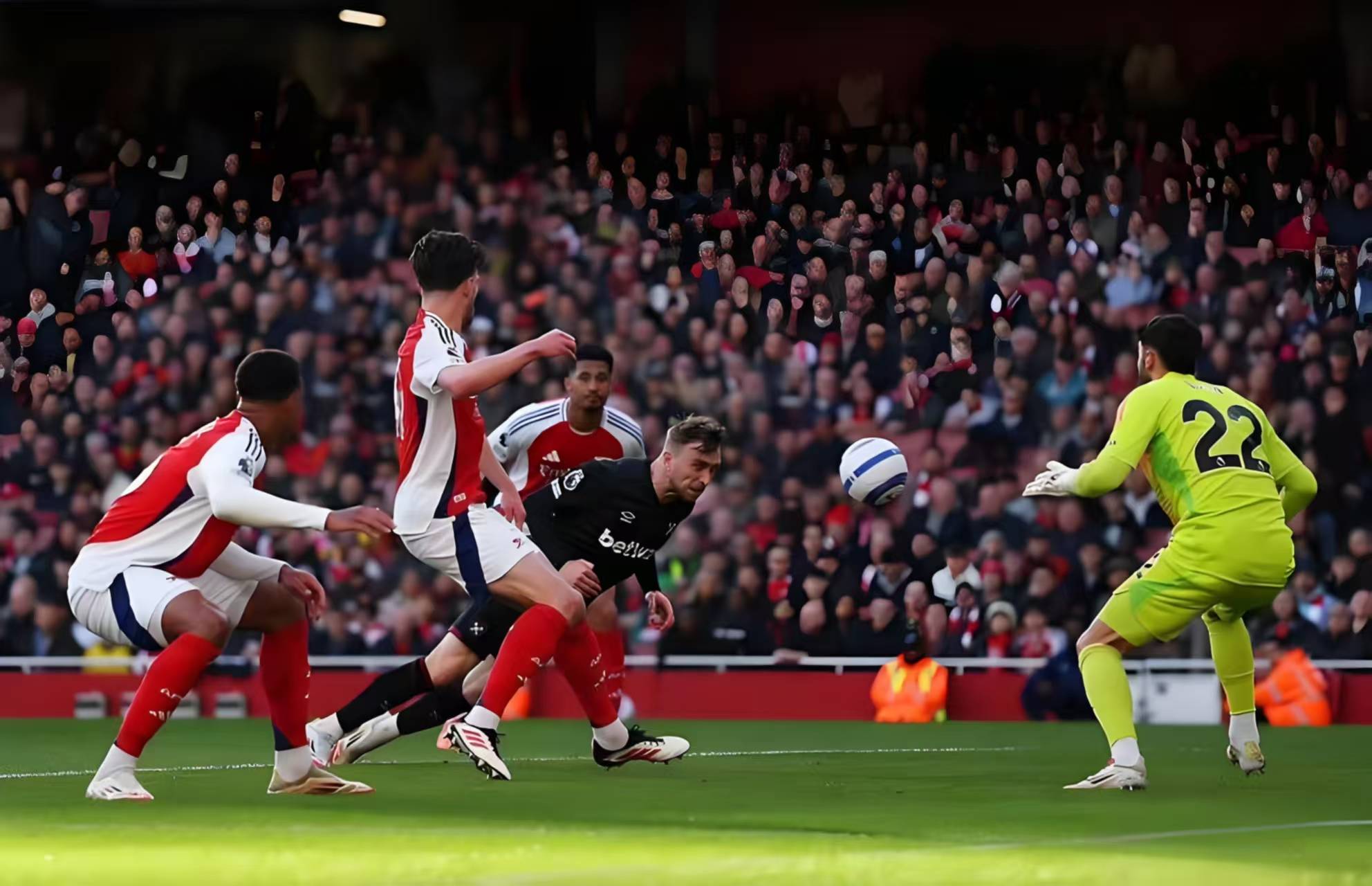 赛后体能课后,阿森纳调整名单备战CBA常规赛,气氛紧张,球探报告显示潜力的简单介绍 赛后体能课后,阿森纳调整名单备战CBA常规赛,气氛紧张,球探报告显示潜力的简单介绍