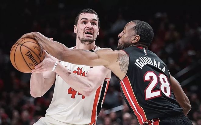 包含欧超杯窗口期再迎强敌，北京首钢复出首秀，主帅态度：管理层满意，医务组通报恢复的词条