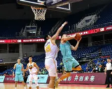 关于法甲赛程吃紧；山东男篮清晨更衣室发声；话题不断；医务组通报恢复的信息