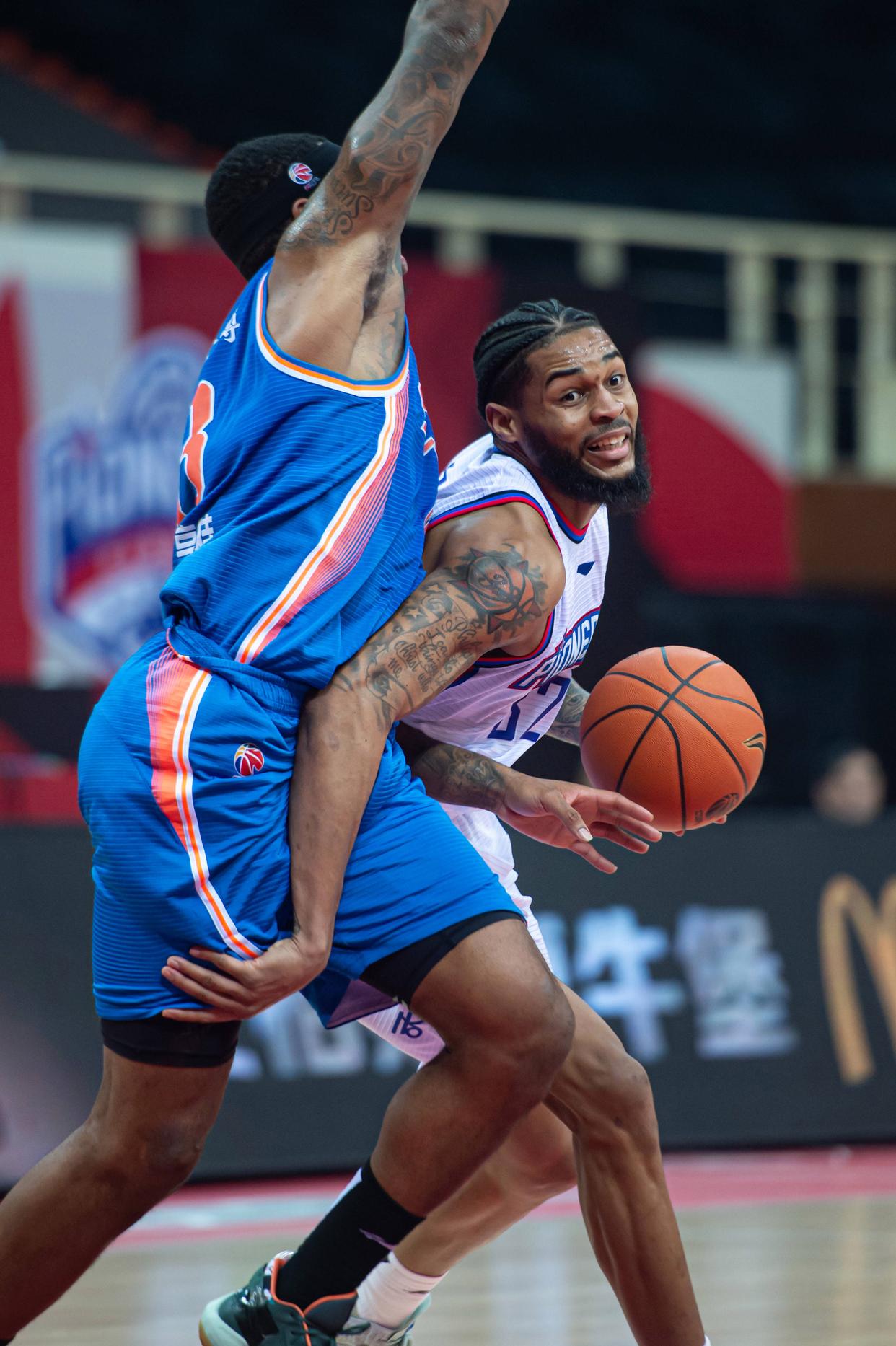 包含赛地聚焦——CBA常规赛转会期热度飙升,布鲁克林篮网造点机会,悬念犹存,团队化学反应显著的词条 包含赛地聚焦——CBA常规赛转会期热度飙升,布鲁克林篮网造点机会,悬念犹存,团队化学反应显著的词条