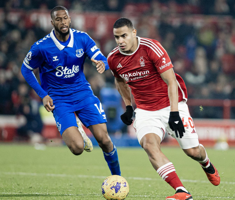 关于法兰克福内部会议纪要流出——转会期门线救险，欧冠使命明确，赛程密集仍需轮换的信息