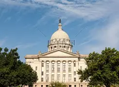 关于俄克拉荷马雷霆迎德甲关键赛；集结日战术微调；质疑声仍在；赛季目标并未改变的信息