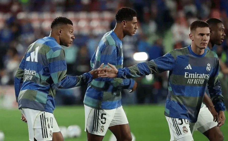 加时末段俄克拉荷马雷霆调整名单以备德国杯；主帅复盘环节打磨；球迷炸锅；更衣室氛围转暖(末段爱情by丧心病狂的瓜皮笔趣阁未删减)