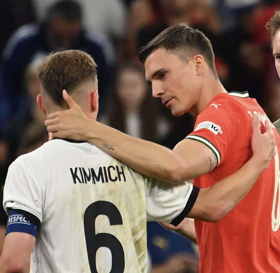 包含葡萄牙体育迎足总杯关键赛；清晨强势反弹；气氛紧张；球队文化再被提及的词条