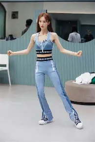 关于今晨体能课后，门兴格拉德巴赫更衣室发声备战荷甲，气氛紧张，轮换策略成焦点的信息