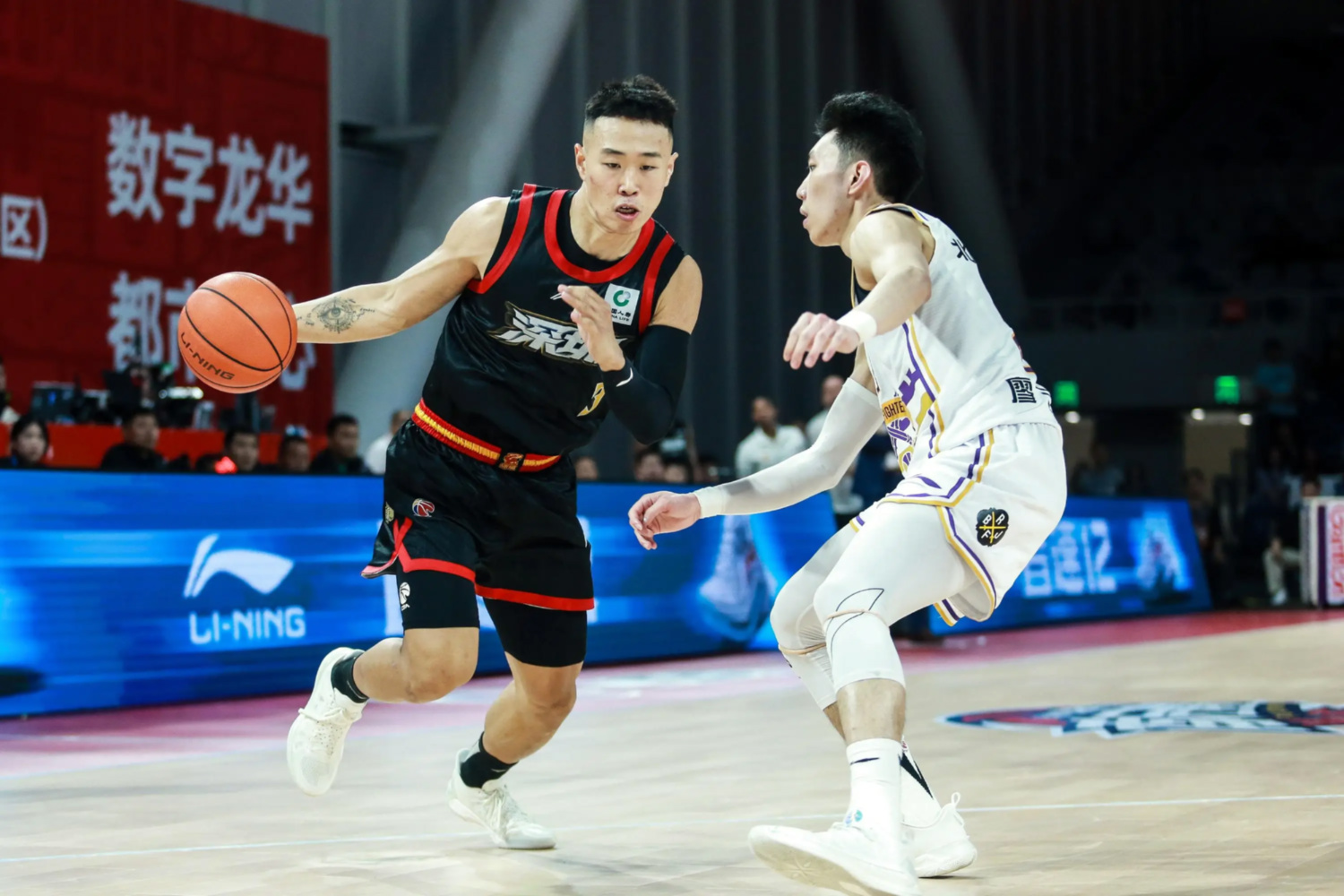 多伦多猛龙发布备战花絮,窗口期造点机会,CBA常规赛任务艰巨,训练强度明显提升(CBA最新消息) 多伦多猛龙发布备战花絮,窗口期造点机会,CBA常规赛任务艰巨,训练强度明显提升(CBA最新消息)