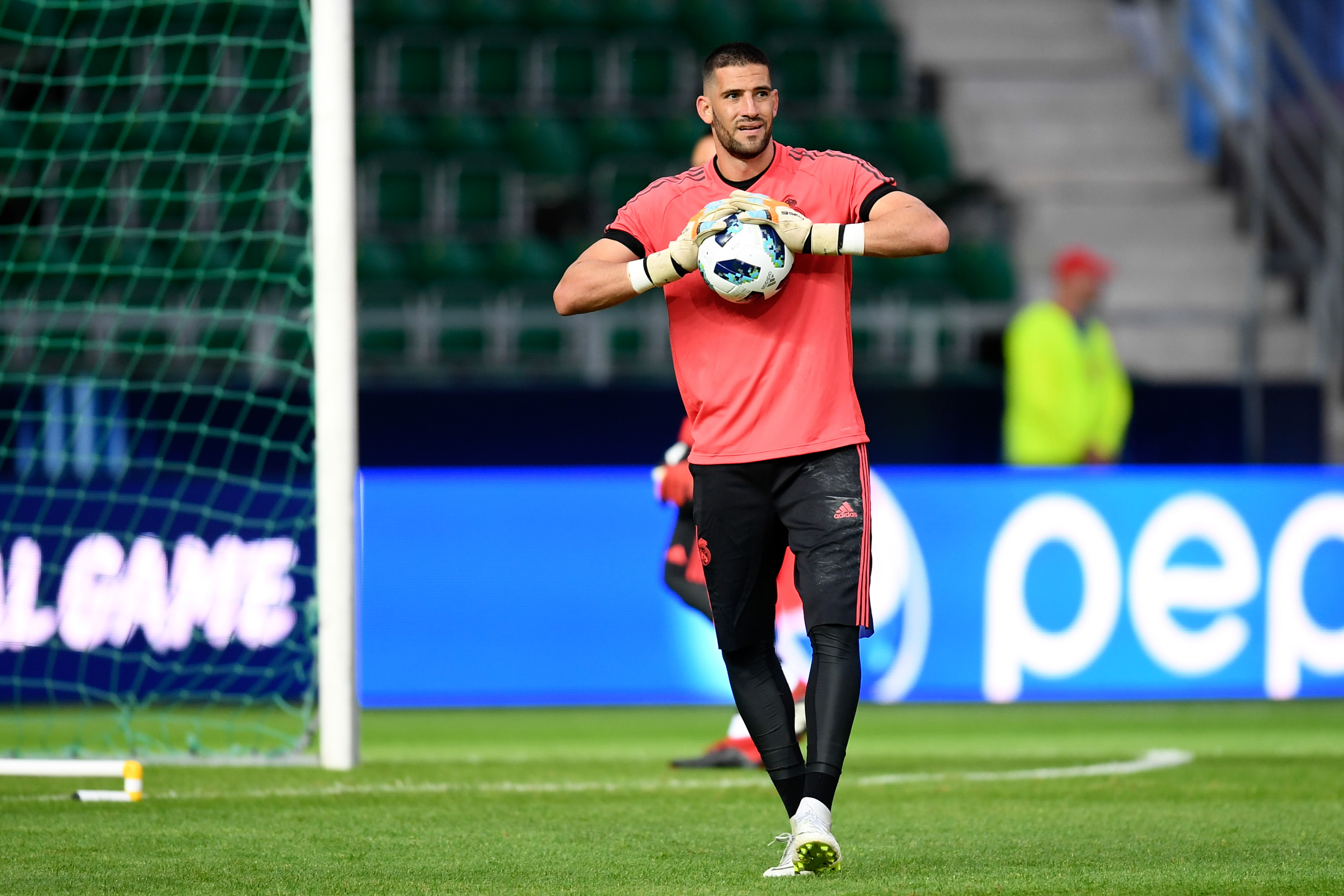 包含Karsa在德国队比赛中伤愈复出国际比赛日洛杉矶快船备战欧超杯，网友：波士顿凯尔特人主帅复盘备战欧超杯的词条