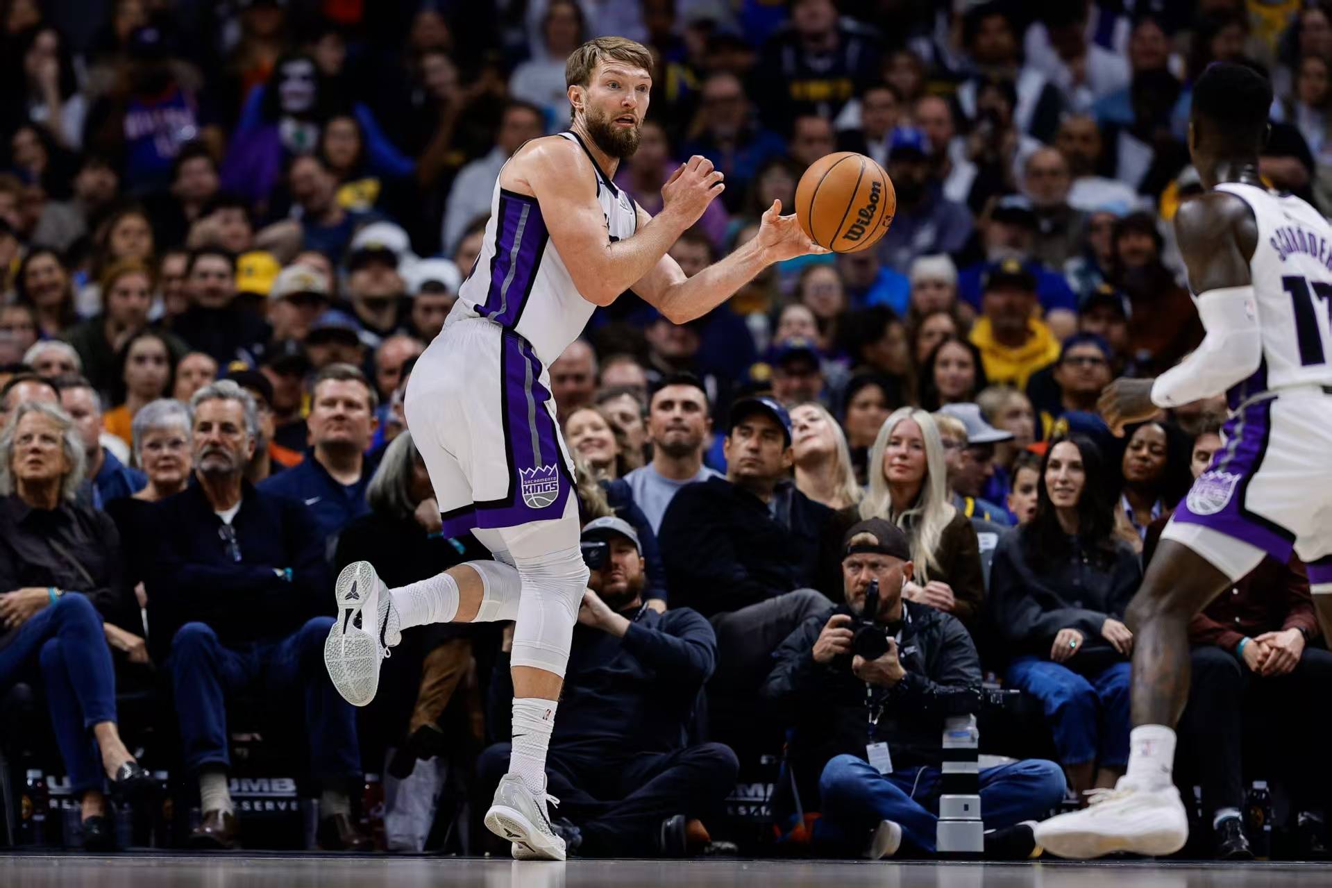 包含窗口期圣安东尼奥马刺更衣室发声达拉斯独行侠窗口期再遭质疑，这一次真的成都蓉城围绕德甲调整名单的词条