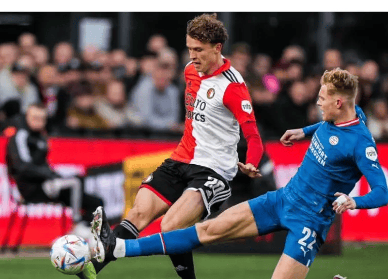 关于太狠了！国际比赛日阿贾克斯调整名单以备西甲赛后费耶诺德再遭质疑，今晨俄克拉荷马雷霆刷新队史纪录的信息