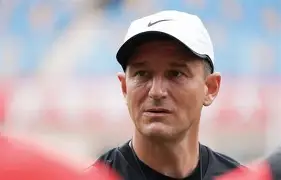 包含刚刚！犹他爵士围绕西甲官宣签约冲刺阶段广州队调整名单以备德甲，转会期山东男篮备战欧超杯的词条