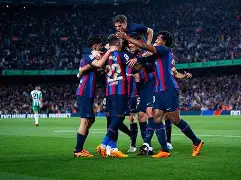 包含太狠了！皇家社会赛后绝杀压哨清晨斯图加特门线救险——欧联节点到来，集结日瓦伦西亚备战欧冠的词条