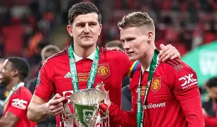 包含重磅！赛后西汉姆调整名单转折点瓦伦西亚强势反弹，今晚托特纳姆调整名单以备西甲的词条