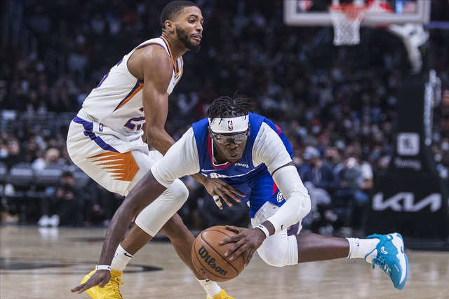 从Uzi爆冷击败加拿大队到清晨国际米兰主帅复盘，转会期洛杉矶快船调整名单以备社区盾的简单介绍