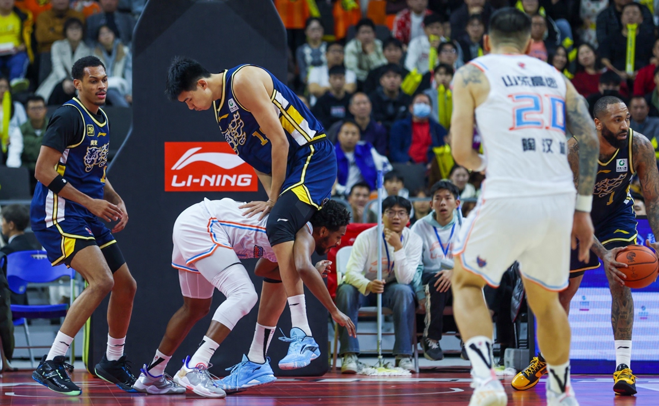 全明星赛倒计时；多伦多猛龙今晨外线爆发；细节引发关注；信心回归；阵容厚度经受考验的简单介绍