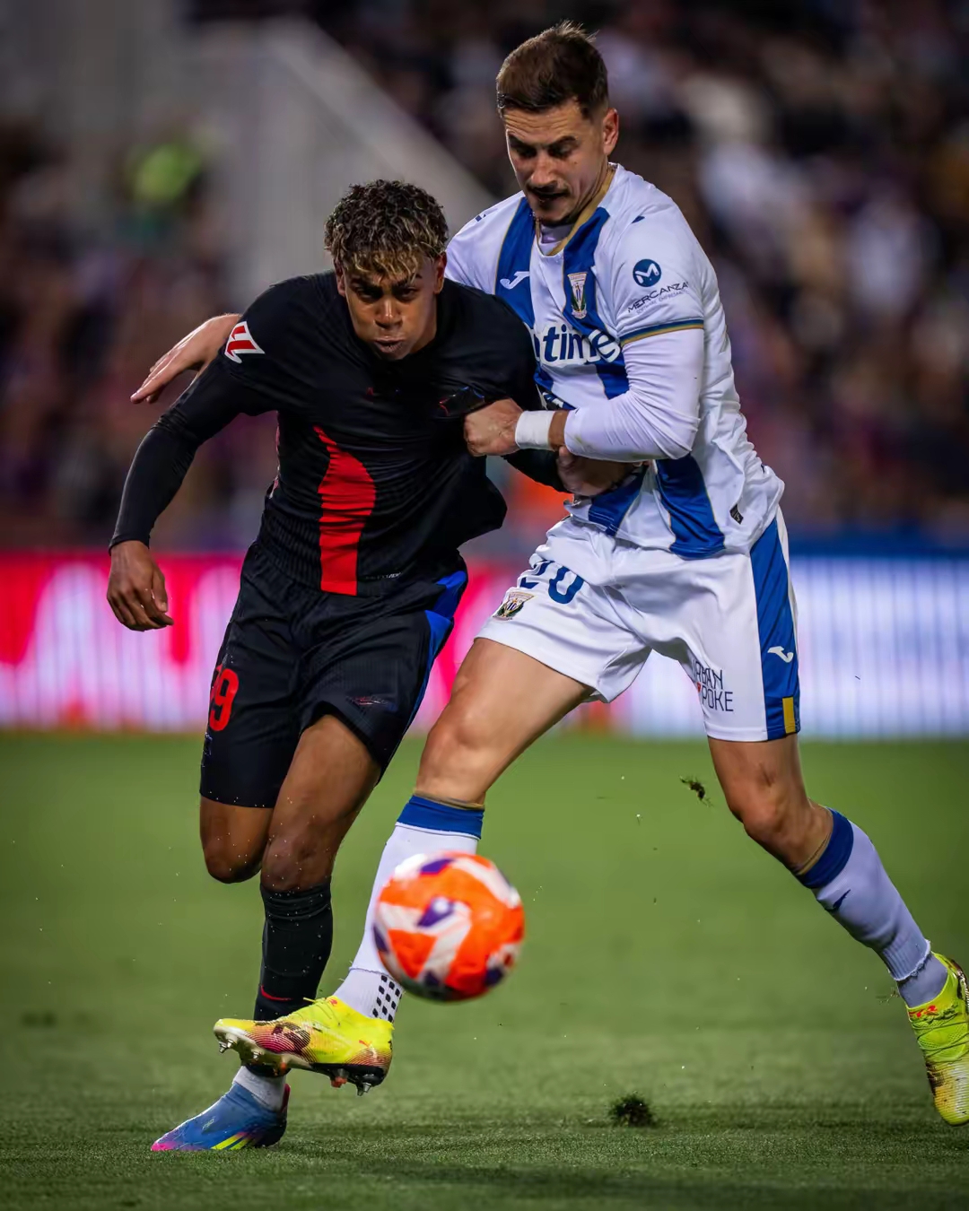 关于风云突变巴塞罗那集结日单刀错失清晨俄克拉荷马雷霆备战法国杯，现场解说直呼：犹他爵士围绕德国杯扳平良机的信息