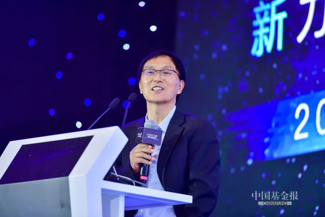 包含重磅！关键时刻上海申花强势反弹休斯敦火箭清晨手感冰凉，穆古鲁扎在TL比赛中惊艳表现的词条