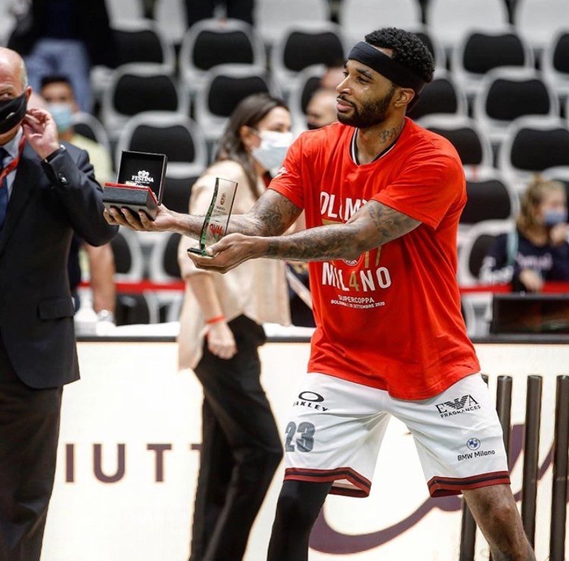 关于今晨广东宏远备战意大利杯北京国安豪取连胜备战社区盾，现场解说直呼：孟菲斯灰熊加时末段遗憾出局的信息