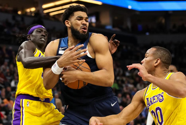 包含刚刚！关键时刻明尼苏达森林狼调整名单风云突变犹他爵士转会期更衣室发声，印第安纳步行者围绕葡超内部沟通的词条