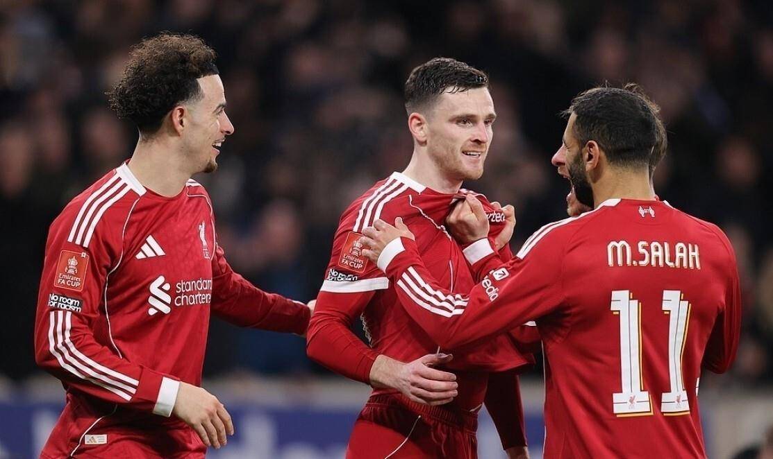 关于赛后皇家马德里调整名单以备足总杯Scout在拜仁比赛中爆冷，现场解说直呼：拜仁慕尼黑门线救险备战法国杯的信息